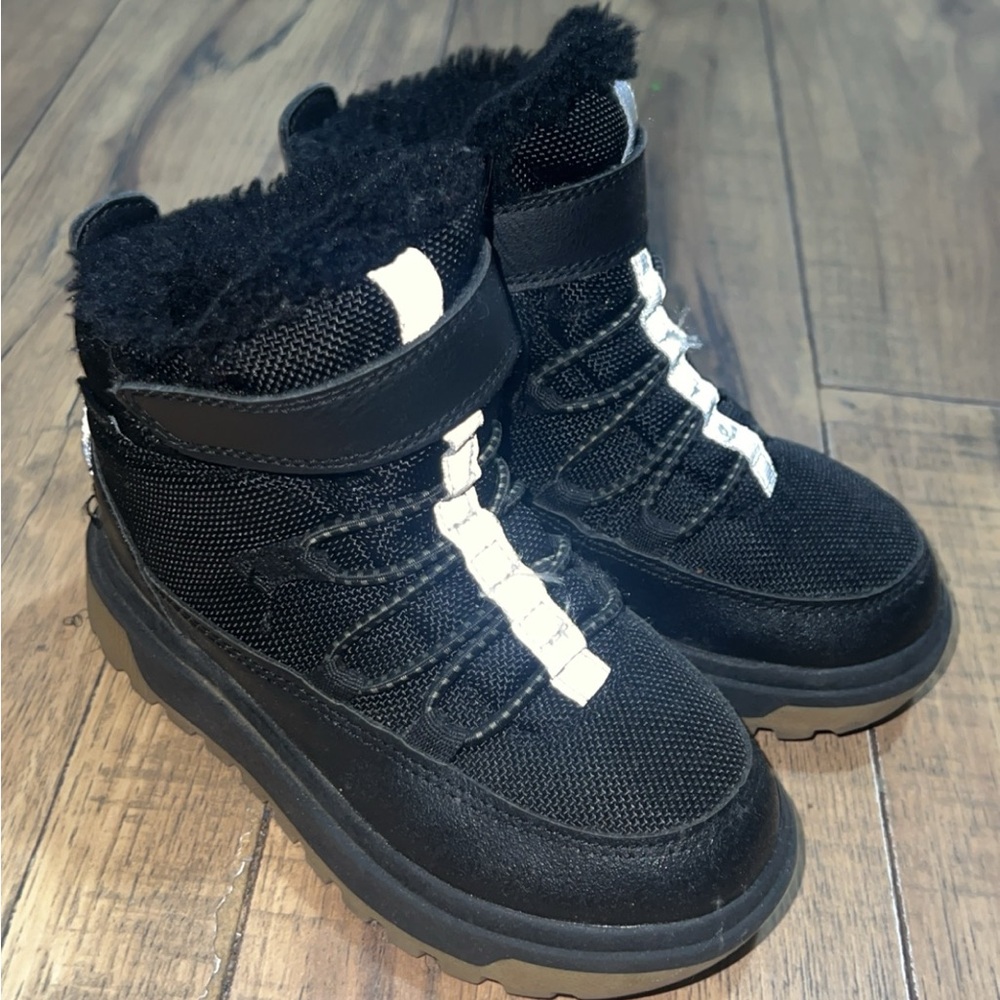 Boys H&M Snow Boots 8.5C